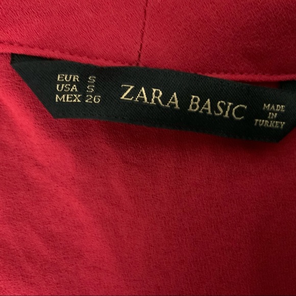 Sleeveless blouse - Picture 3 of 3